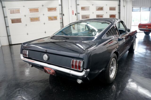 Ford Mustang 1966 image number 17