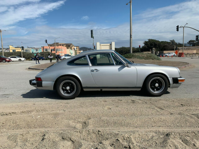 Porsche 912 1976 image number 1