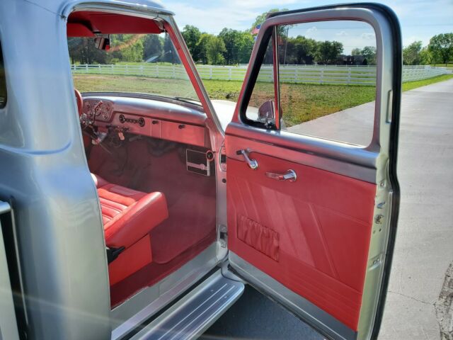 Ford F100 1955 image number 11