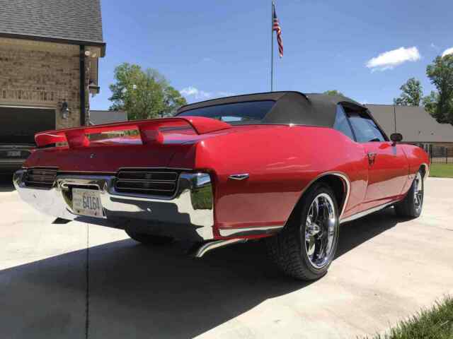 Pontiac GTO 455 1969 image number 16