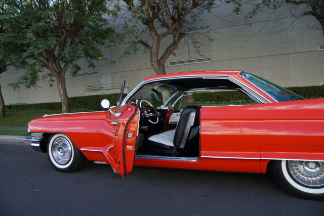 Cadillac DeVille 1961 image number 47