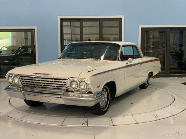 Chevrolet Impala 1962 image number 24