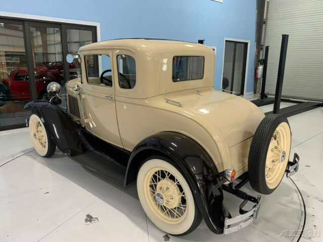 Ford Model A 1930 image number 15