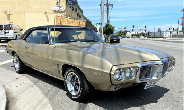 Pontiac Firebird 1969 image number 2