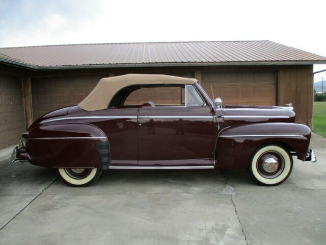 Ford Supper Deluxe Convertible 1946 image number 0