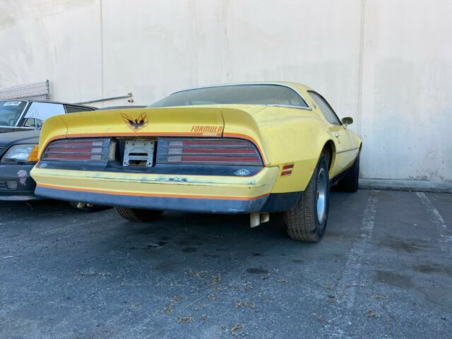 Pontiac Firebird 1976 image number 38