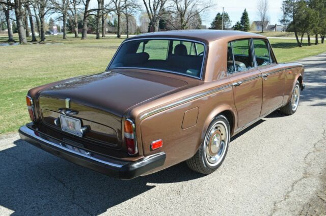 Rolls-Royce Silver Shadow 1974 image number 32