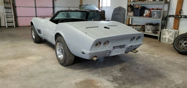 Chevrolet Corvette 1969 image number 17