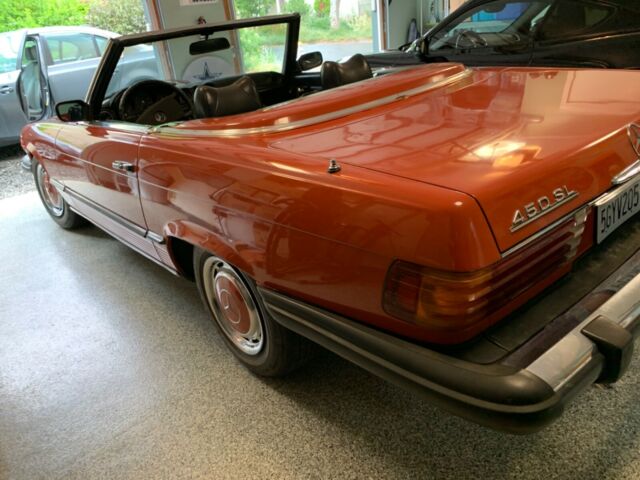 Mercedes-Benz SL-Class 1974 image number 16