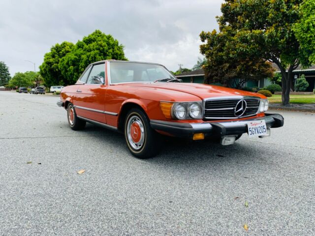 Mercedes-Benz SL-Class 1974 image number 6