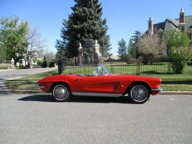 Chevrolet Corvette 1962 image number 1