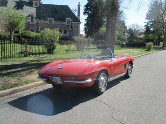 Chevrolet Corvette 1962 image number 15