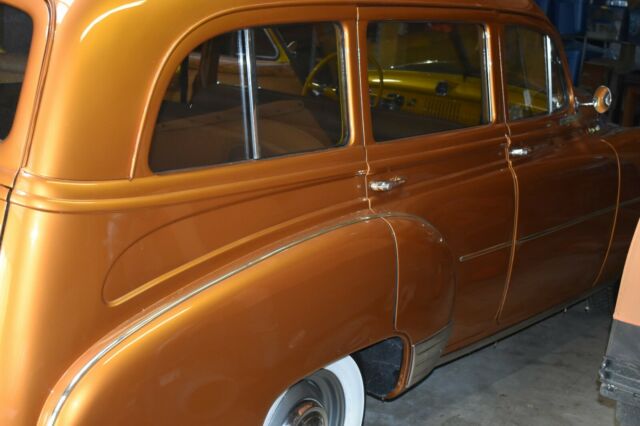 Chevrolet Woody wagon 1952 image number 2