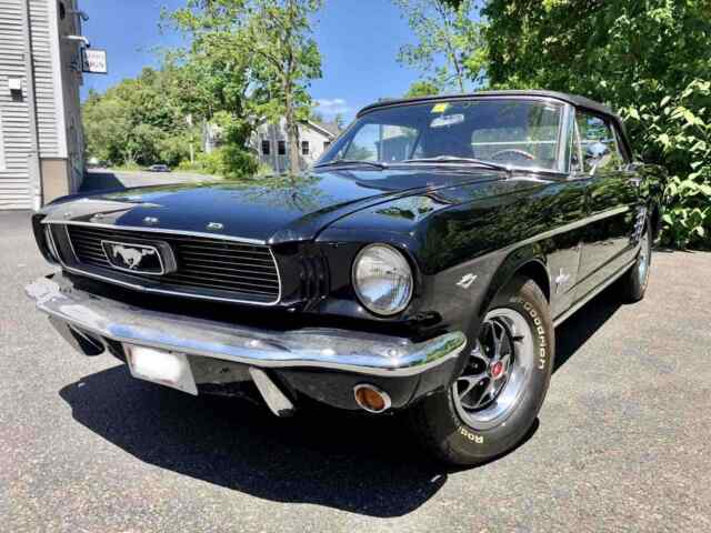 Ford Mustang 1966 image number 0