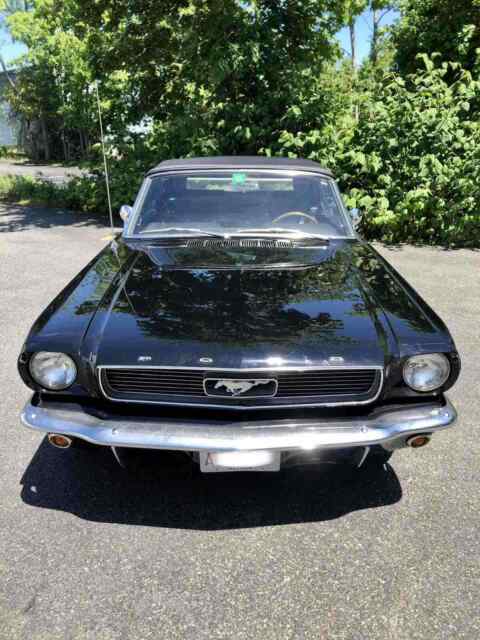 Ford Mustang 1966 image number 2