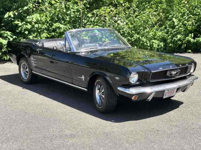 Ford Mustang 1966 image number 28