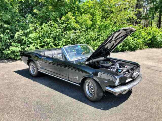 Ford Mustang 1966 image number 29