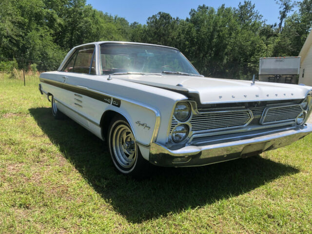 Plymouth Fury 1966 image number 0