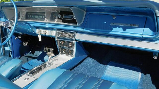 Chevrolet Impala 1966 image number 20