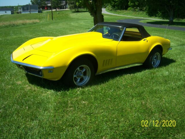 Chevrolet Corvette 1968 image number 0