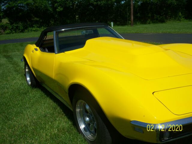 Chevrolet Corvette 1968 image number 18