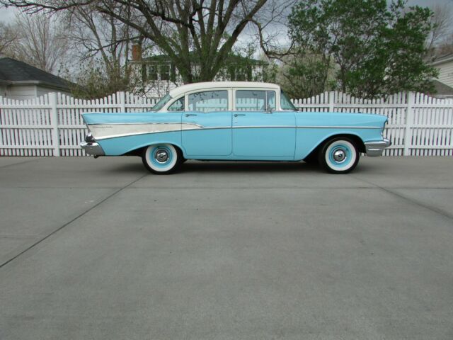 Chevrolet Bel Air/150/210 1957 image number 27