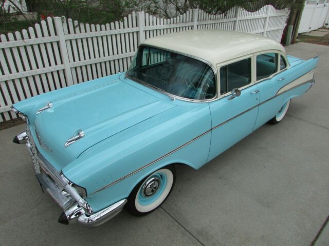 Chevrolet Bel Air/150/210 1957 image number 30