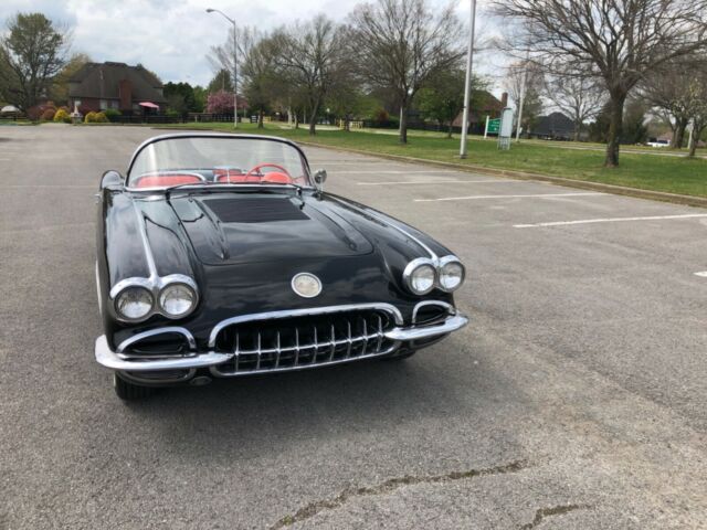 Chevrolet Corvette 1958 image number 21