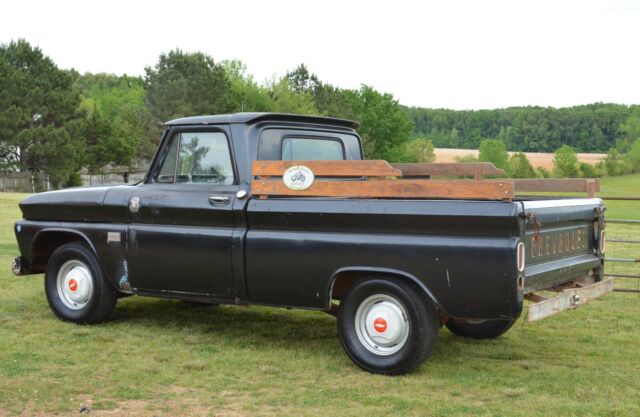 Chevrolet C-10 1966 image number 2