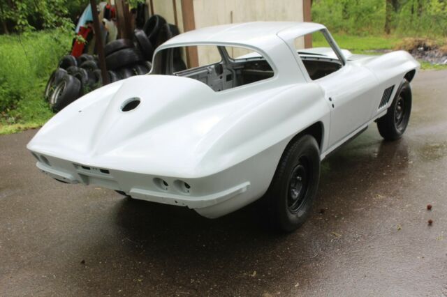 Chevrolet Corvette 1967 image number 28