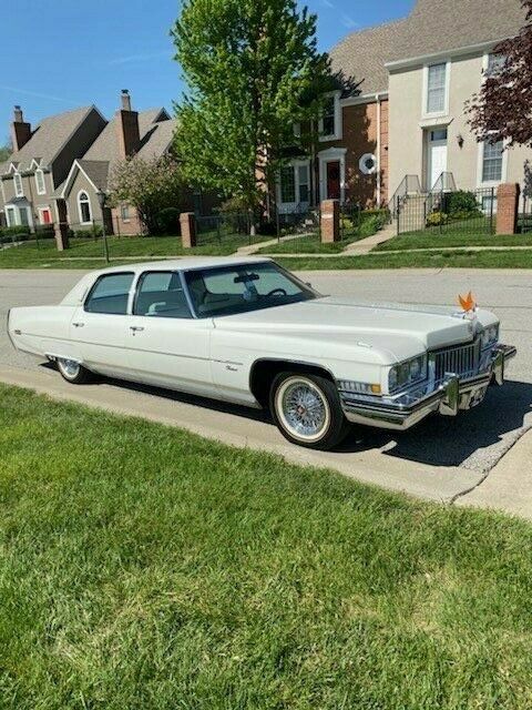 Cadillac Fleetwood 1973 image number 0