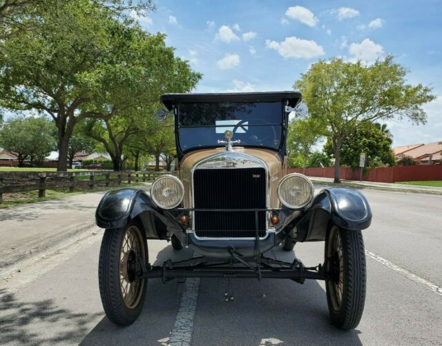 Ford Model T 1926 image number 0