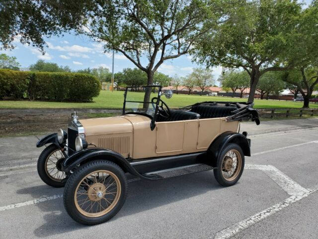 Ford Model T 1926 image number 20