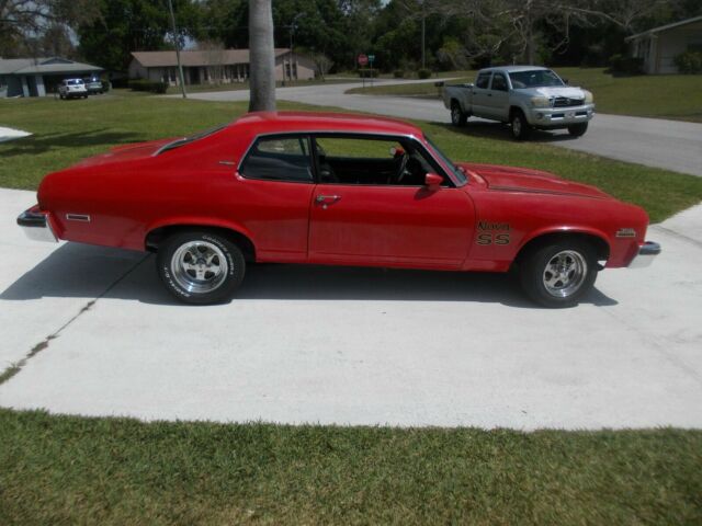 Chevrolet Nova 1974 image number 2