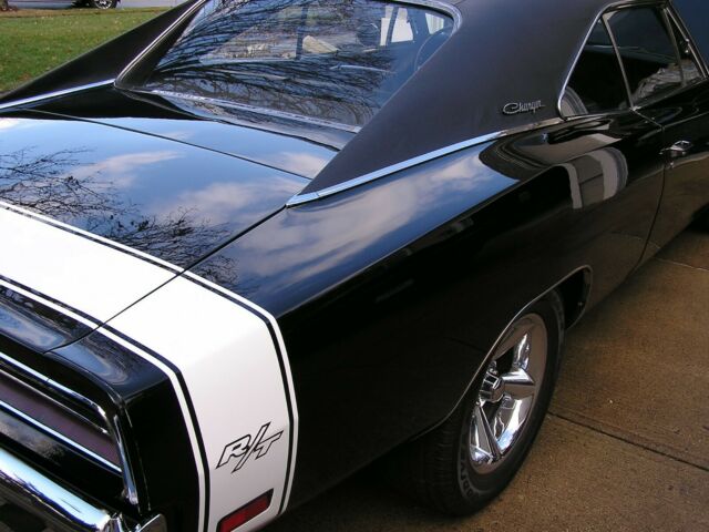 Dodge Charger 1969 image number 11