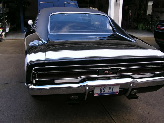 Dodge Charger 1969 image number 3