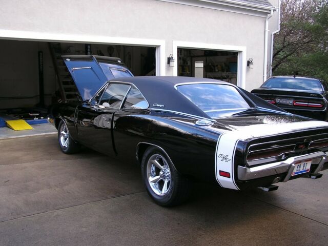 Dodge Charger 1969 image number 30