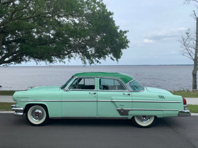 Lincoln Capri 1954 image number 1