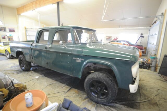 Dodge Power Wagon 1967 image number 0