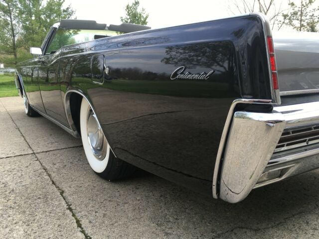 Lincoln Continental 1967 image number 7