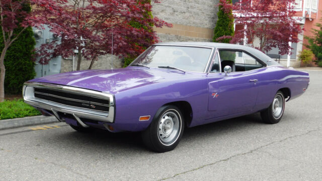 Dodge Charger 1970 image number 24