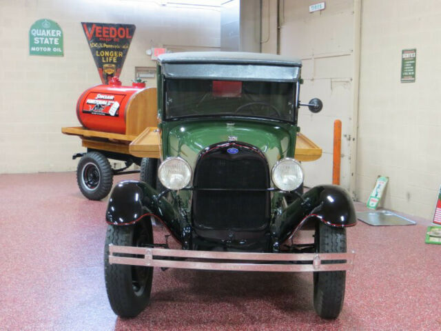 Ford Model A 1930 image number 2