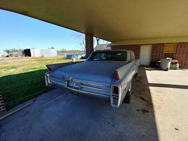 Cadillac DeVille 1963 image number 17