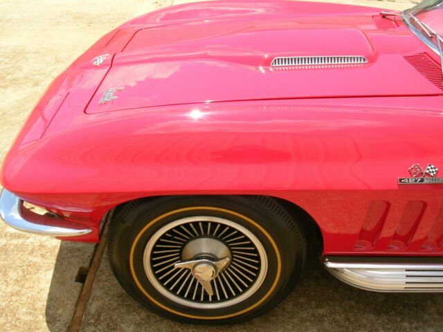 Chevrolet Corvette 1966 image number 27