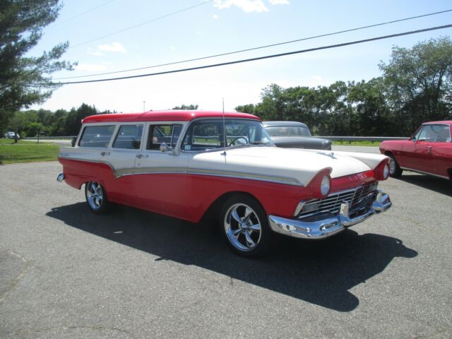 Ford Country Sedan Wagon 1957 image number 6