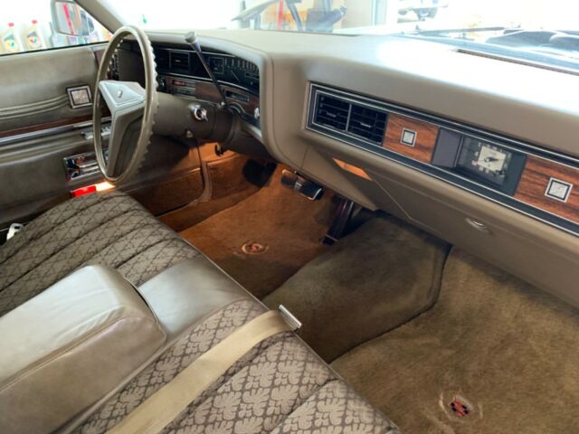 Cadillac DeVille 1973 image number 1