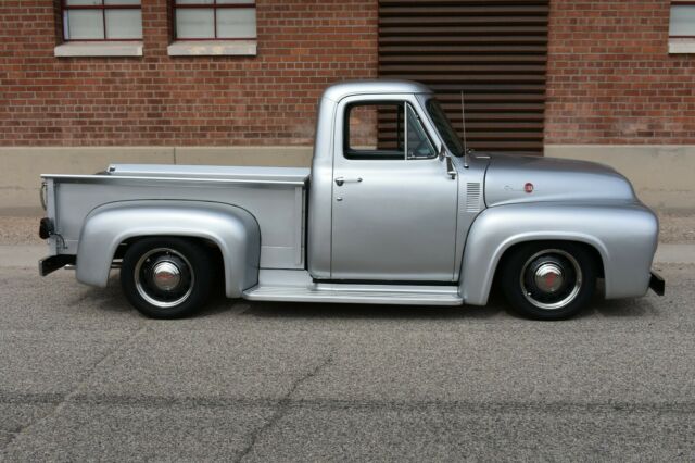 Ford F-100 1955 image number 0