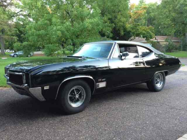 Buick GS 400 1968 image number 2