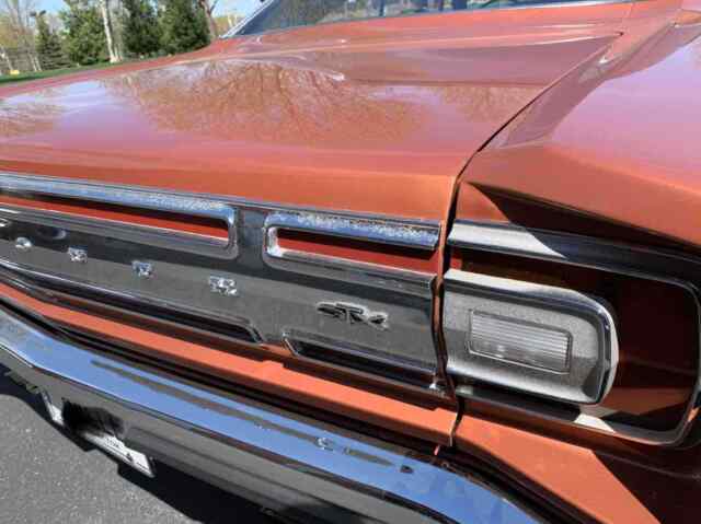 Plymouth GTX Hardtop 1968 image number 20