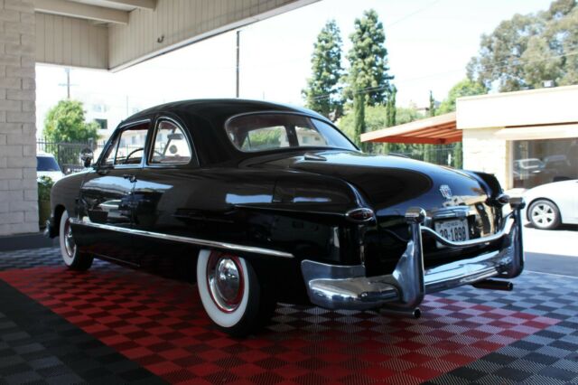 Ford Deluxe 1950 image number 27